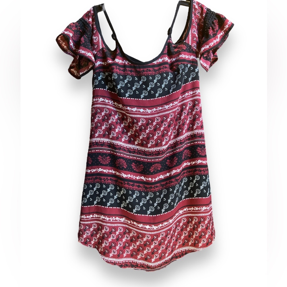 Xhilaration EUC maroon black and white bandana pattern dress. Size XSMALL
